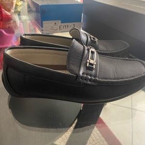 Easystrider boy dress shoes